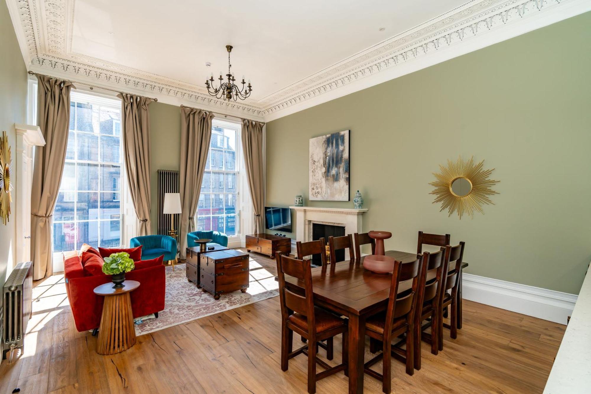 Dragon Suites Luxury Apartments At 9 Albyn Place Edimburgo Esterno foto